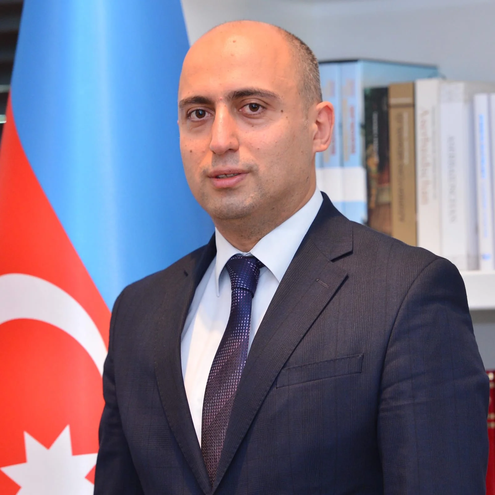 Emin Əmrullayev: "MİQ-də minimal bal toplamayan məzun üçün ali məktəb məsuliyyət daşıyır"