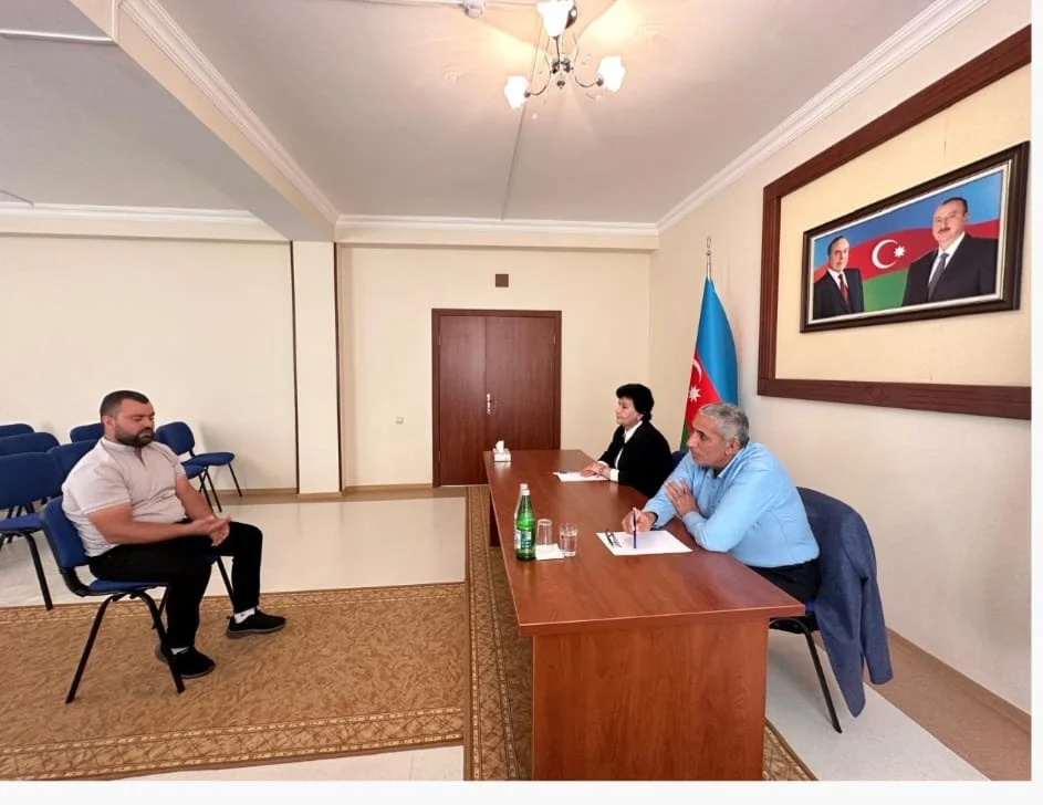 Milli Məclisin deputatı Siyavuş Novruzov seçicilərlə görüşüb