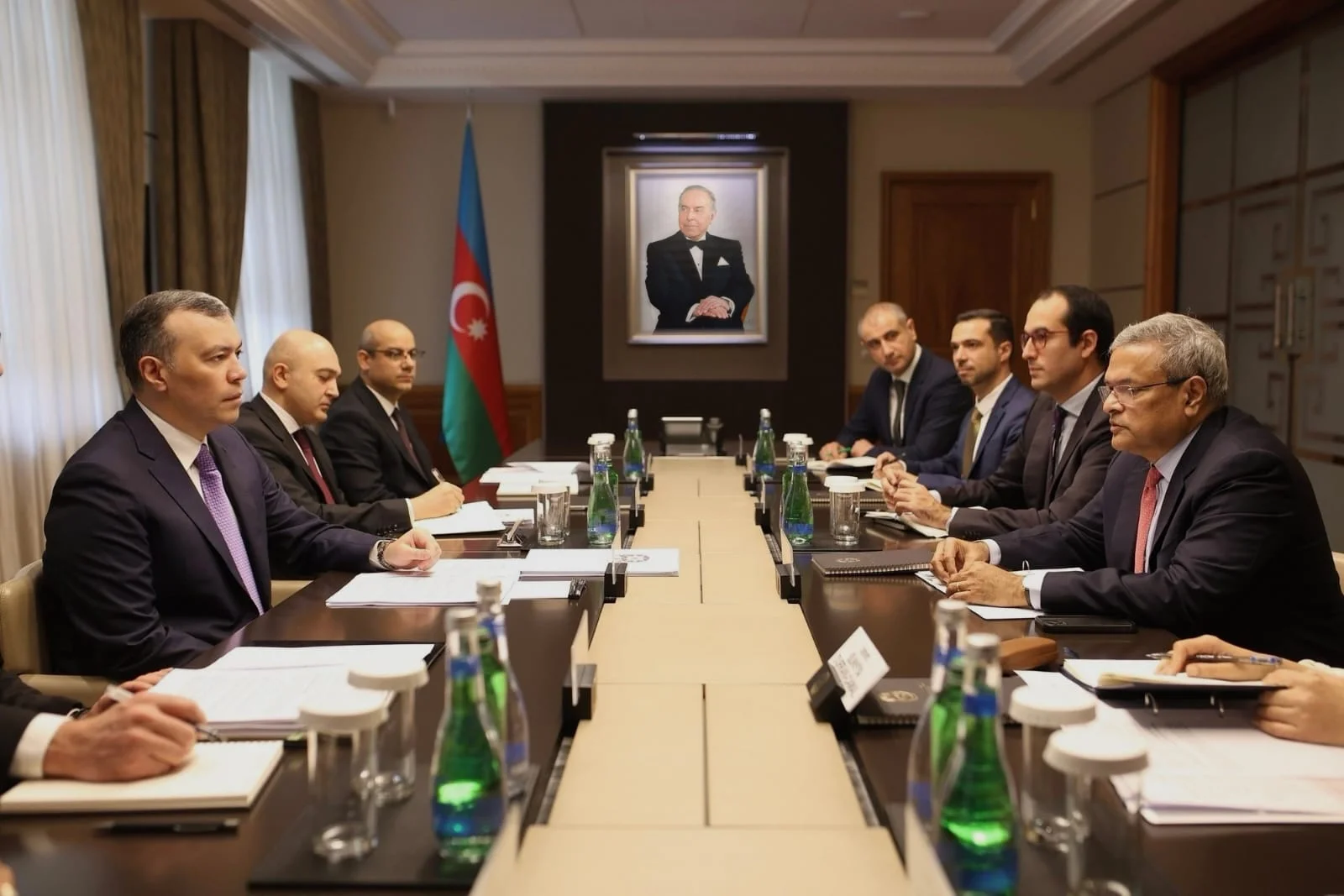 Maliyyə naziri Sahil Babayev Asiya İnkişaf Bankının vitse-prezidenti ilə görüşüb
