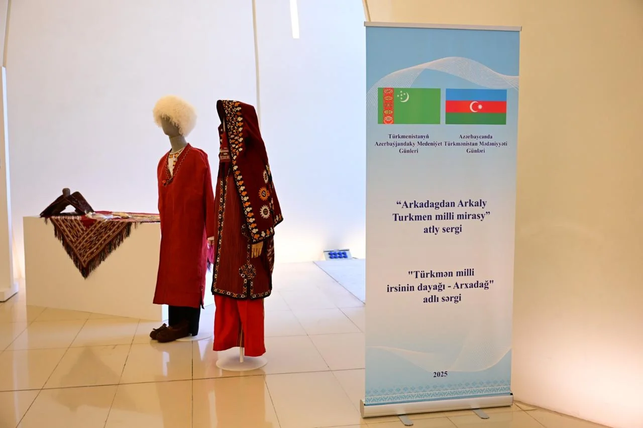 Türkmənistan Mədəniyyəti Günləri çərçivəsində "Türkmən milli irsinin dayağı - Arxadağ" adlı sərgi açılıb