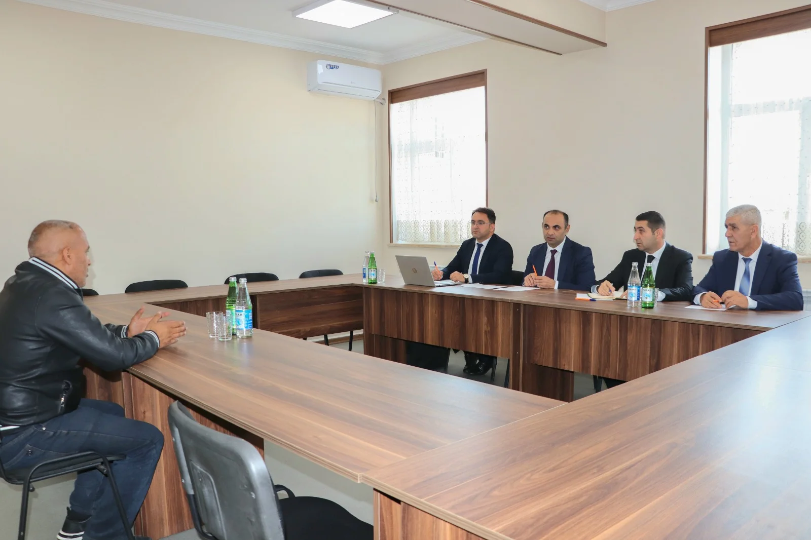 “Aqroservis” ASC-nin İdarə Heyətinin sədri Mehman Veysəlov Culfada vətəndaşları qəbul edib