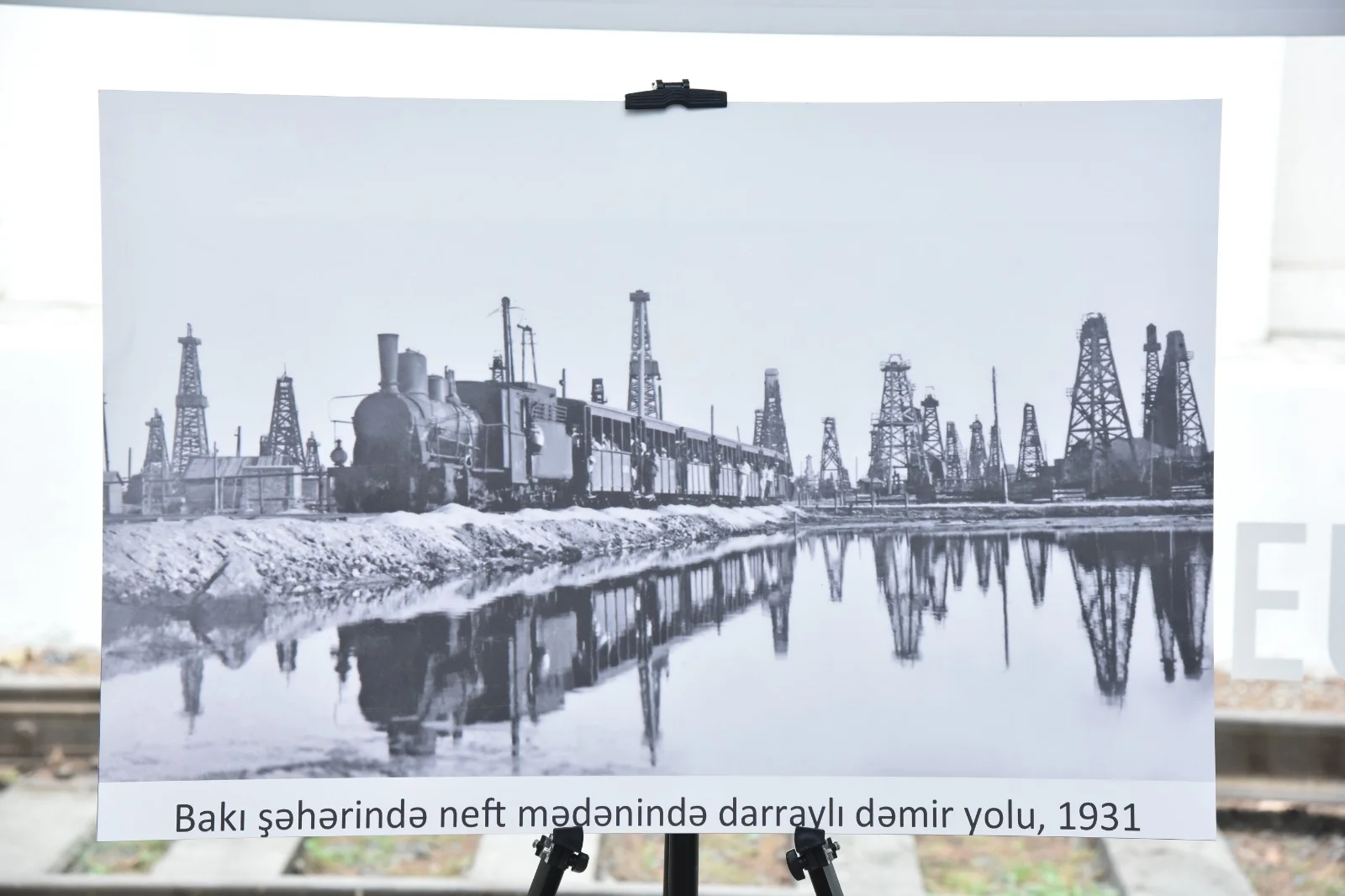 Dəmiryol Muzeyində “Qara qızılın saldığı dəmir yollar” sərgisi açılıb