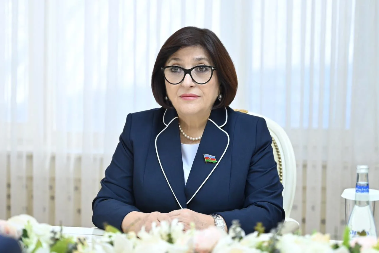 Milli Məclisin sədri Sahibə Qafarova Belarus Milli Assambleyası Respublika Şurası sədrinin müavini ilə görüşüb Milli Məclisin sədri Sahibə Qafarova Belarus Milli Assambleyası Respublika Şurası sədrinin müavini ilə görüşüb