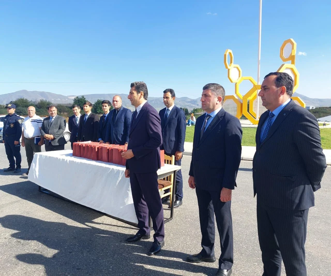 Növbəti köç karvanı Xocalı rayonunun Ballıca kəndinə çatıb