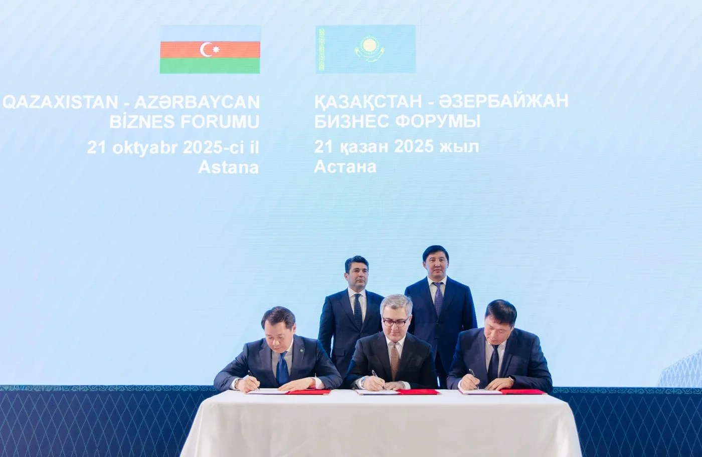 AZPROMO Astanada bir sıra sənədlər imzalayıb