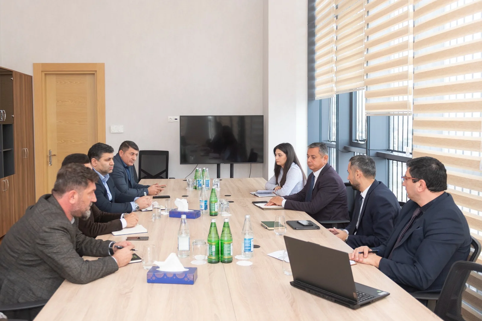 Balıqçılıq və Akvakultura Mərkəzi ilə pərakəndə satış şəbəkələri arasında balıqçılıq sektorunun inkişafı müzakirə olunub