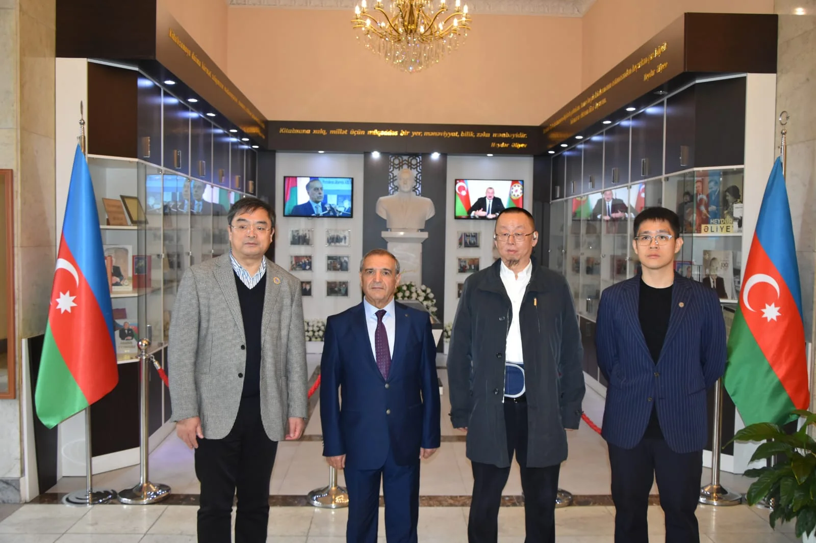 Milli Kitabxanada Azərbaycan Milli Elmlər Akademiyasının 80 illik yubileyinə həsr olunmuş tədbir keçirilib