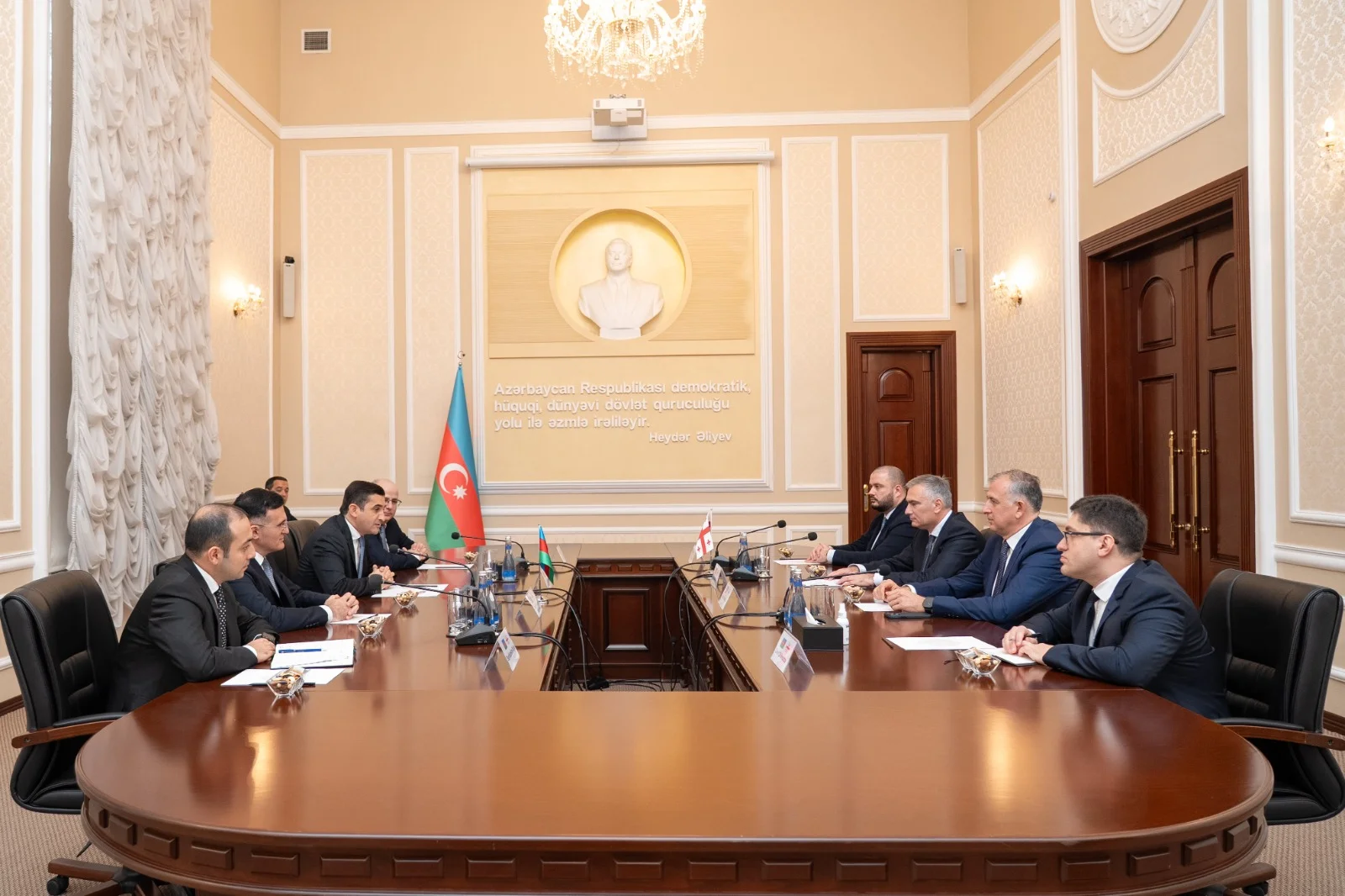 Fərid Əhmədov Gürcüstanın ədliyyə naziri ilə görüşüb