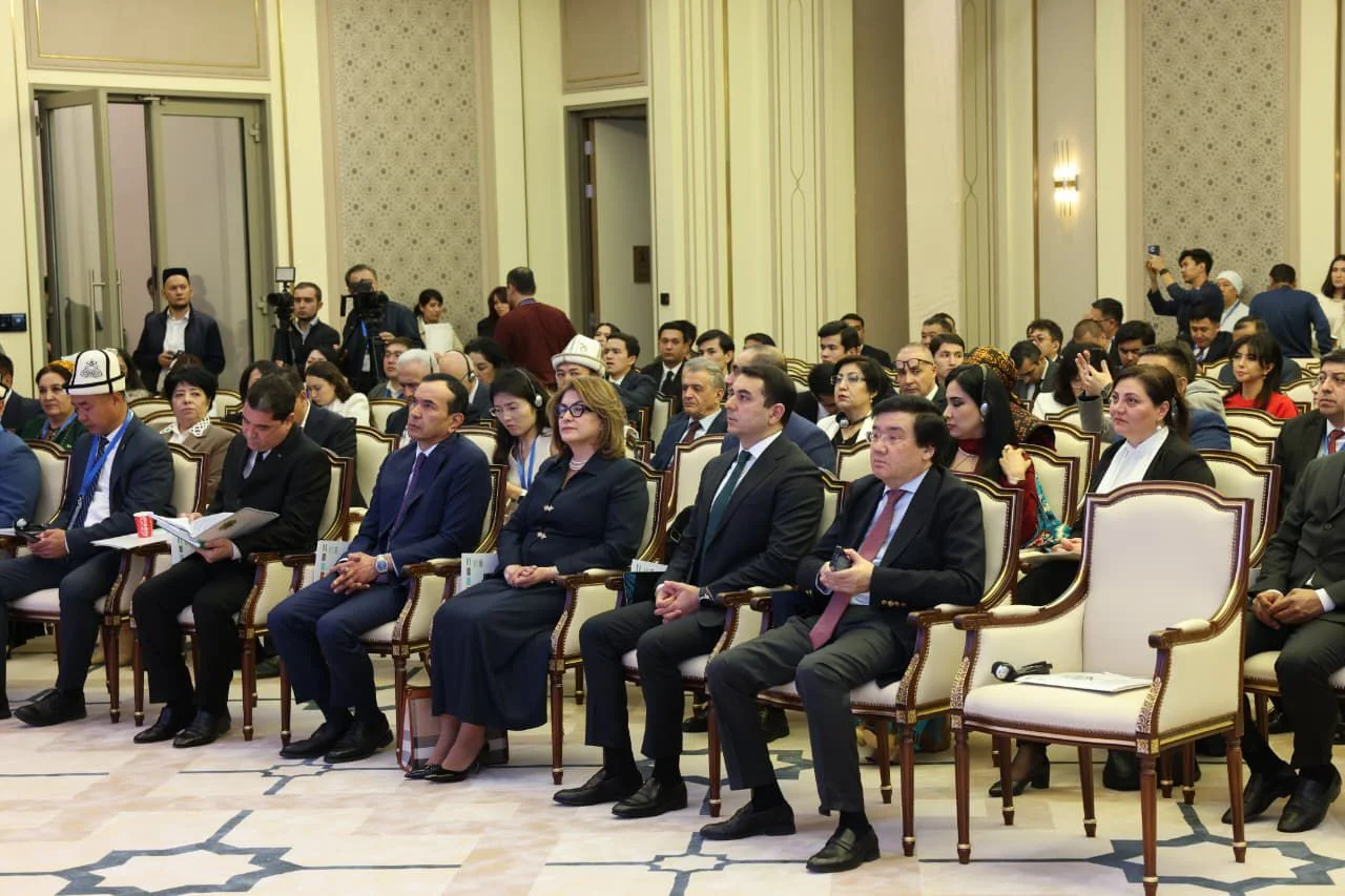 Mədəniyyət naziri Daşkənddə keçirilən “Mərkəzi Asiyada mənəvi irs və maarifçilik” mövzusunda beynəlxalq konqresdə iştirak edir