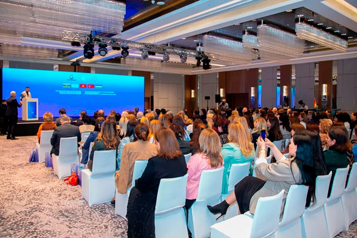 Səhiyyə naziri “Türk Dövlətləri Təşkilatına üzv ölkələrin Tibb bacısı və Mamalıq sahələri üzrə I Beynəlxalq elmi-praktik konfransı”nda çıxış edib