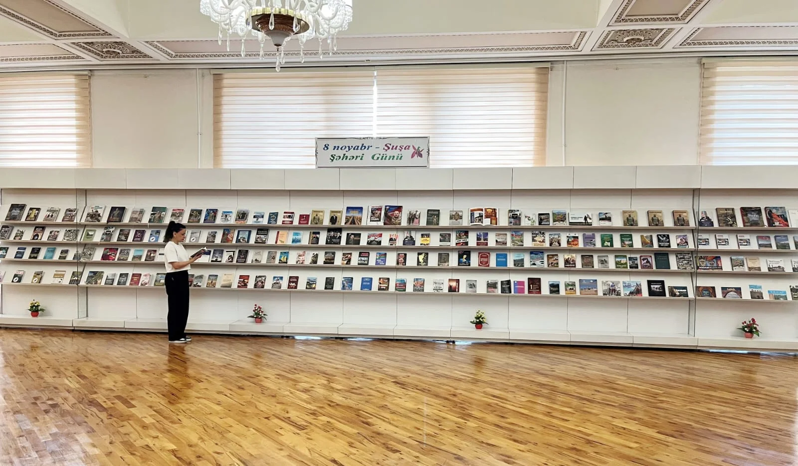Milli Kitabxanada “8 noyabr – Şuşa şəhəri günü” adlı ənənəvi kitab sərgisi açılıb