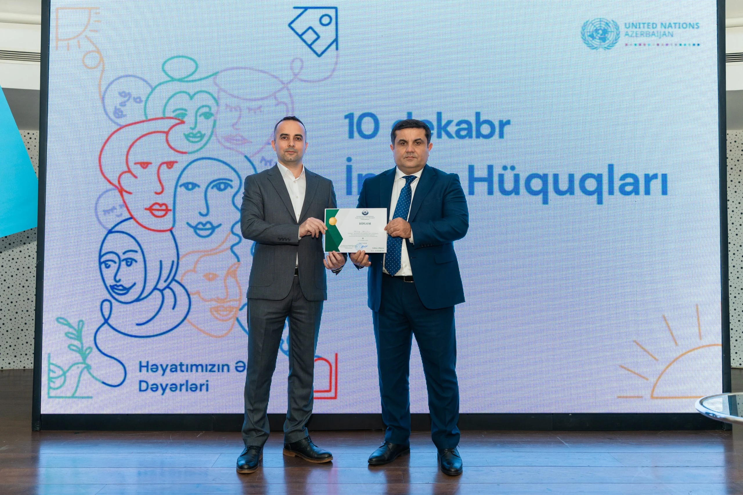 Jurnalist yazı müsabiqəsinin qalibləri mükafatlandırılıb