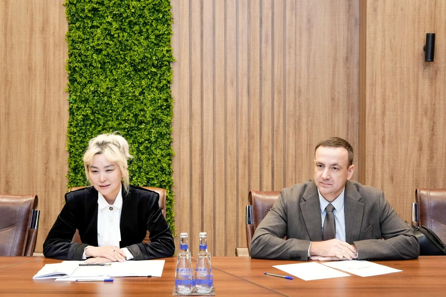 Qazaxıstanla əmək və sosial müdafiə sahəsində gələcək əməkdaşlıq müzakirə olunub