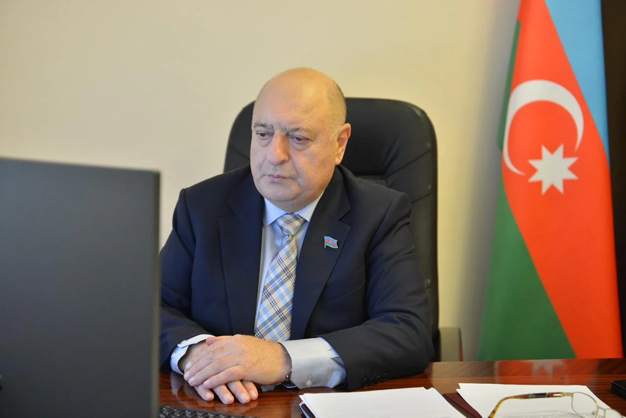 Əmək və sosial siyasət komitəsinin iclasında