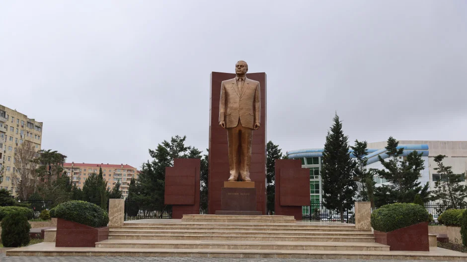 FHN-in yaranmasının 20 illiyinə həsr olunmuş “Fövqəladə hallar uşaqların gözü ilə” müsabiqəsinin qalibləri mükafatlandırılıb (video, foto)