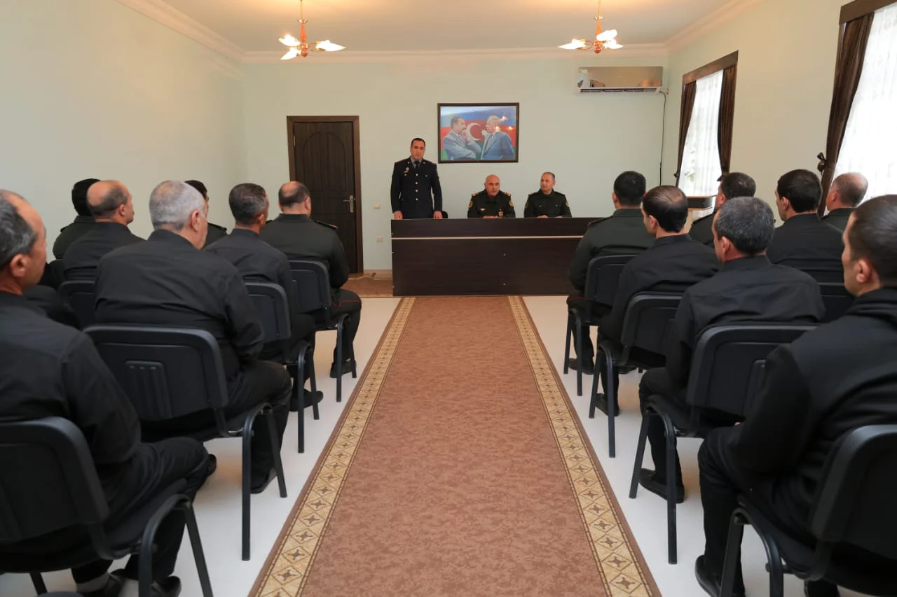 Qarışıq cəzaçəkmə müəssisəsində saxlanılan məhkumlar şəxsiyyət vəsiqələri ilə təmin olunub