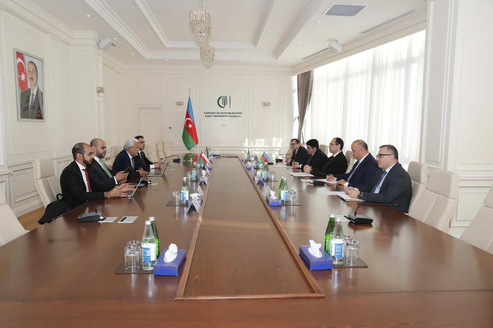 Nazir Məcnun Məmmədov Oman Sultanlığının nümayəndə heyəti ilə görüşüb