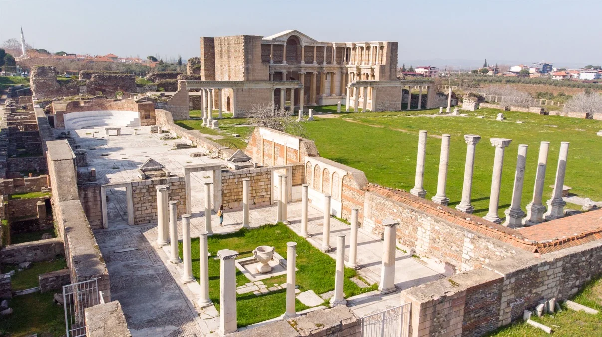 Türkiyədə Vəhyin Yeddi Kilsəsi marşrutu üzrə mənəvi Milad təcrübəsi