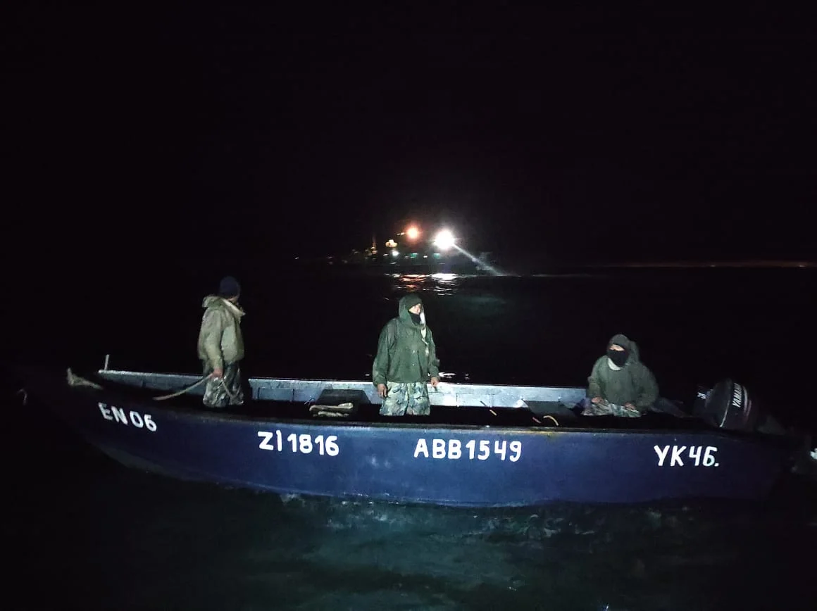 Xəzər dənizində köməksiz qalan Azərbaycan Respublikası vətəndaşları xilas edilmişdir