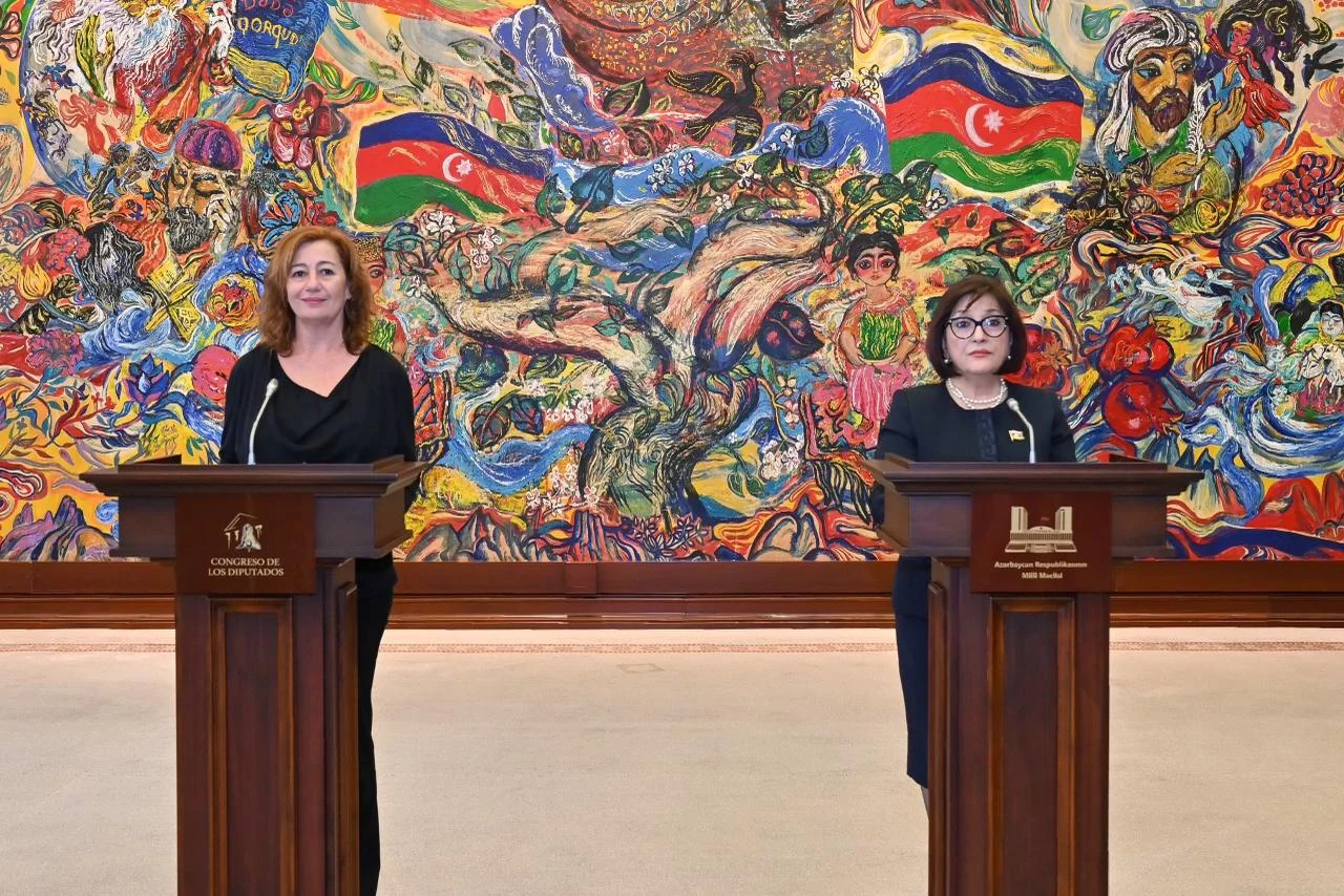 Milli Məclisin sədri Sahibə Qafarova və İspaniya Krallığı Deputatlar Konqresinin sədri Fransina Armenqol mətbuata bəyanatla çıxış ediblər