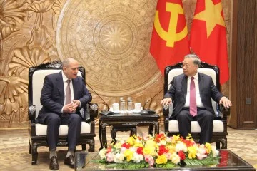 YAP Sədrinin müavini Tahir Budaqov Vyetnam Kommunist Partiyasının Baş katibi ilə görüşüb