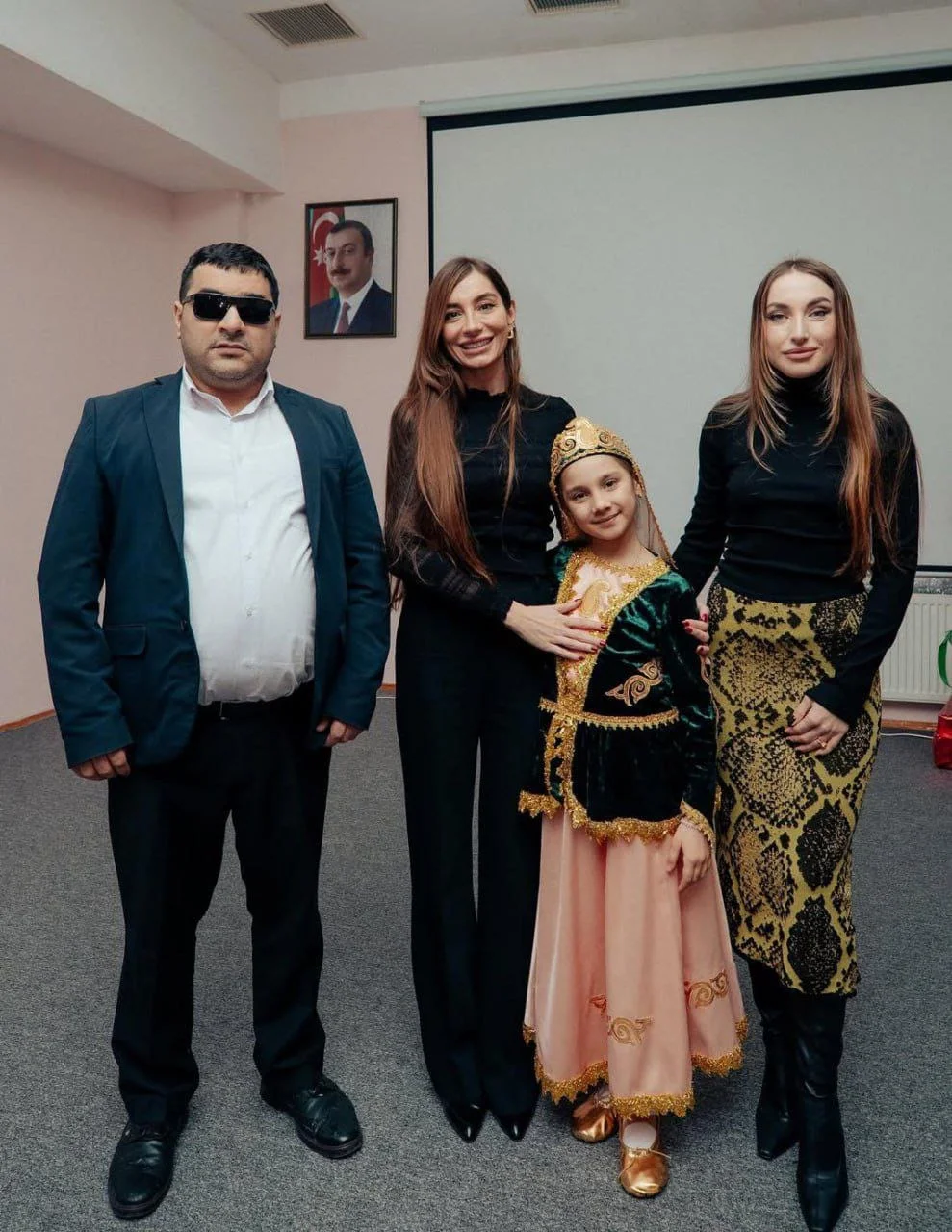 Arzu Əliyeva və Alena Əliyeva Sosial Xidmətlər Agentliyinin sığınacaq və reabilitasiya müəssisəsini ziyarət ediblər