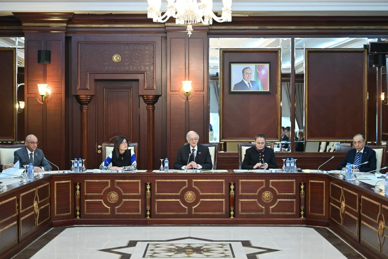 Mədəniyyət komitəsinin iclasında