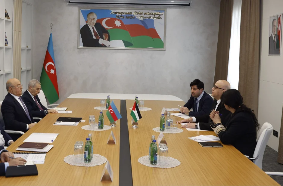 Nazir Kəmaləddin Heydərov Fələstin Dövlətinin ölkəmizdəki səfiri ilə görüşüb