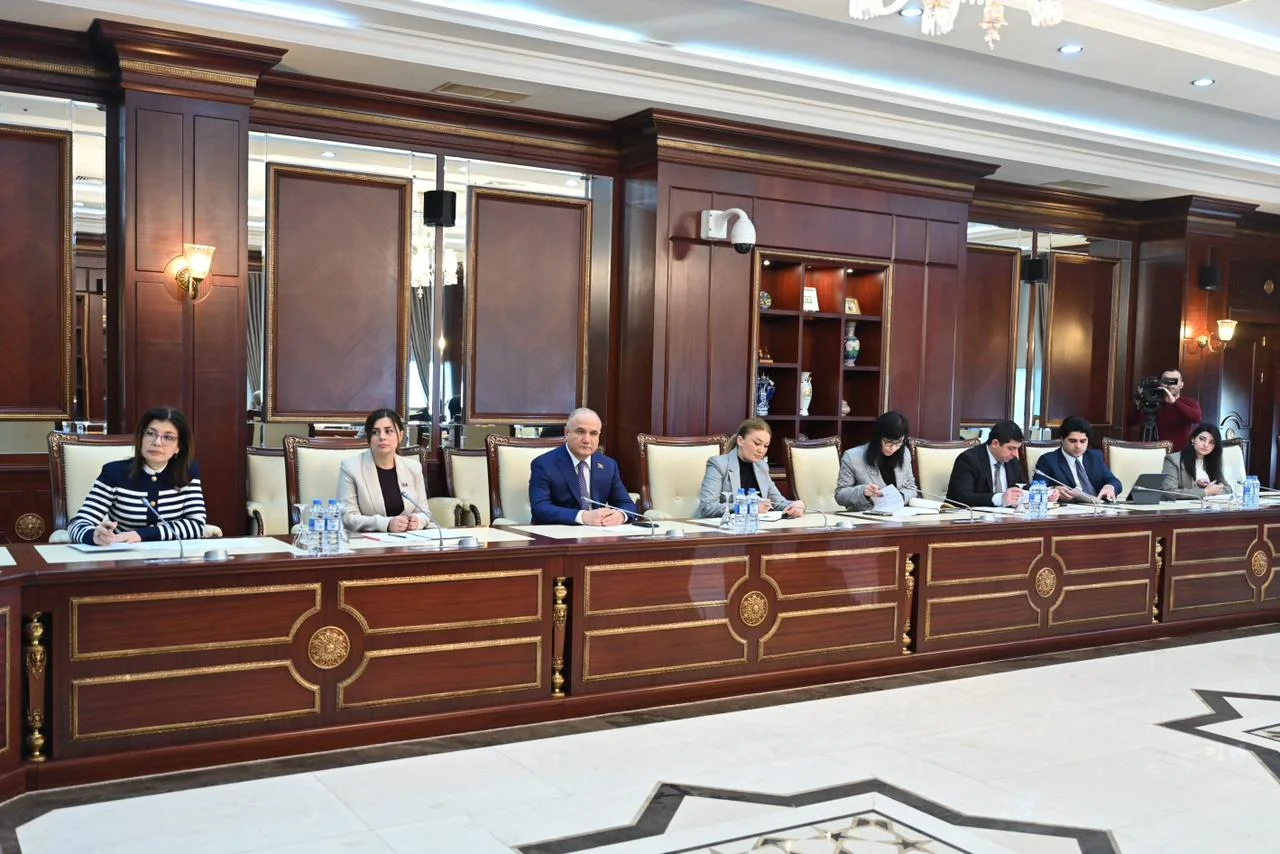 Səhiyyə komitəsinin iclasında