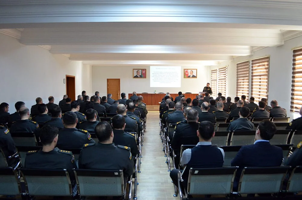 Tibb İdarəsində təlim-metodiki toplanış keçirilib