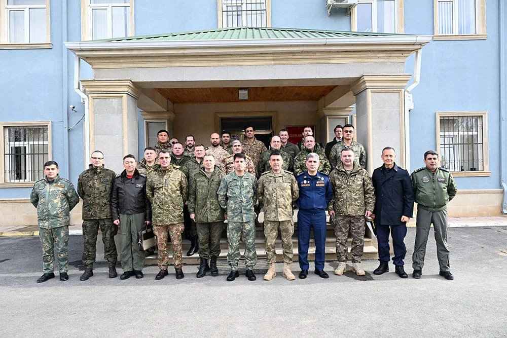 Hərbi attaşelər HHQ-nin hərbi hissəsində olublar - (VİDEO)