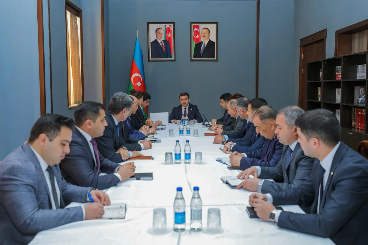 Ali Məclisin Hüquq siyasəti komitəsinin iclası keçirilib