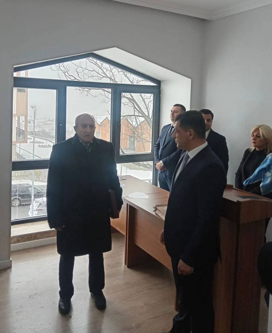 Kəlbəcər şəhərinə yola salınan köç ünvana çatıb