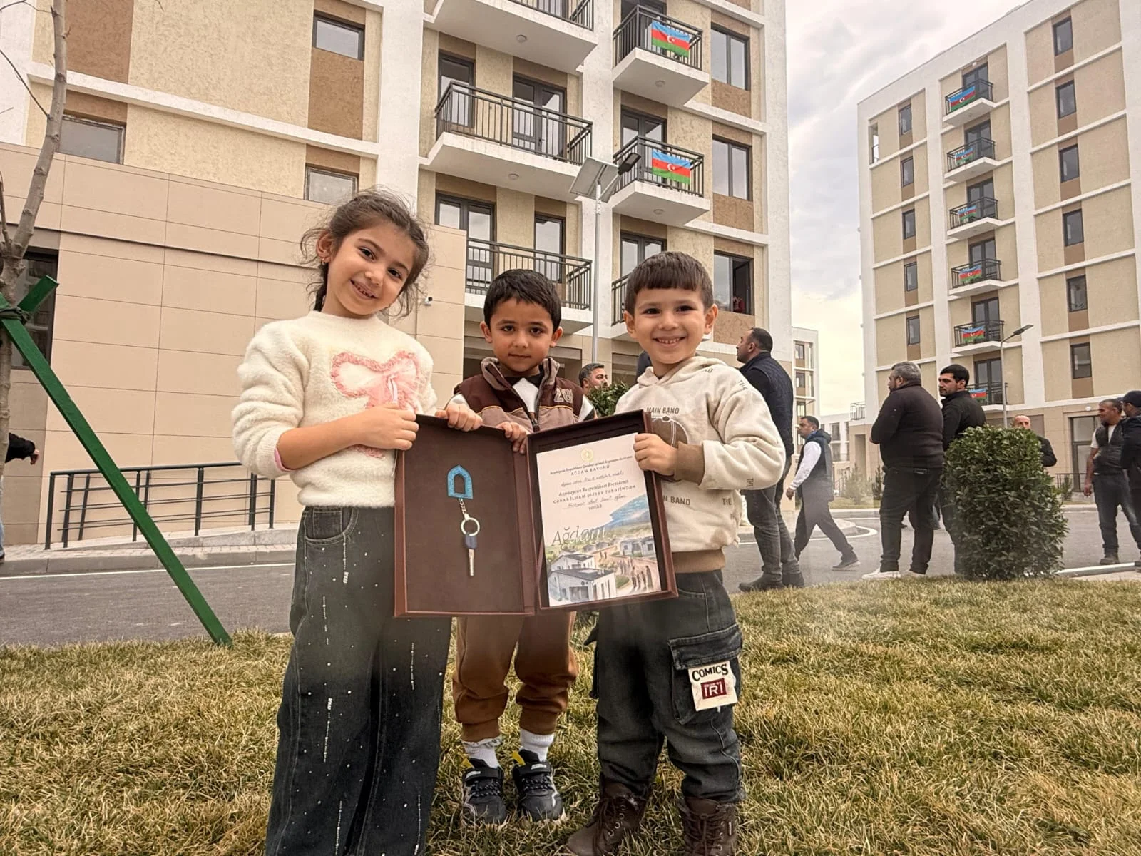 Köç karvanı Ağdam şəhərinə çatıb