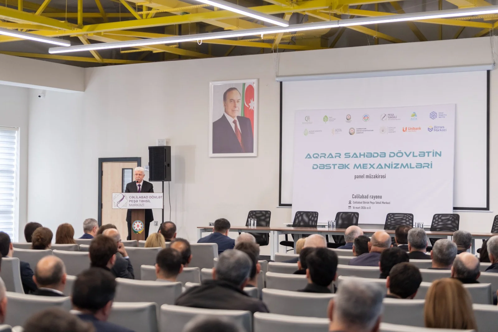 Cəlilabadda “Aqrar sahədə dövlət dəstək mexanizmləri” mövzusunda panel müzakirəsi keçirilib