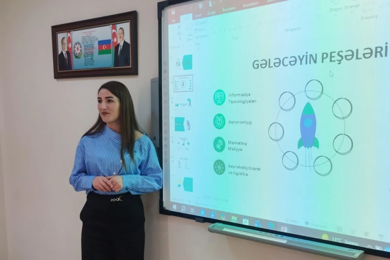 Ordubad rayonunda peşəyönümü məsləhət xidməti çərçivəsində maarifləndirmə tədbiri keçirilib