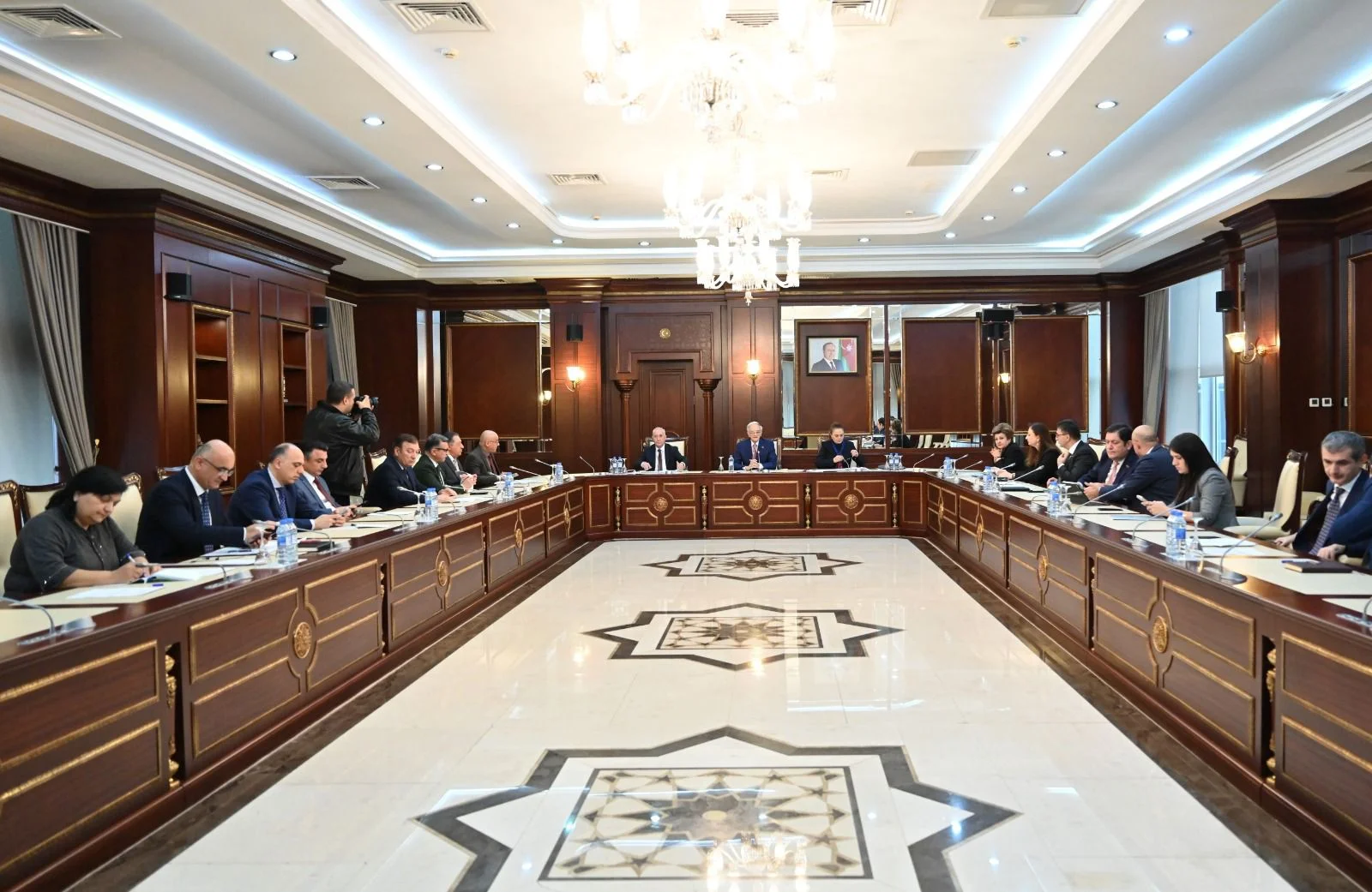 Mədəniyyət komitəsinin iclasında