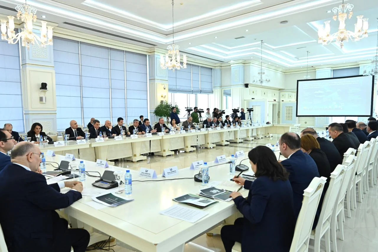 Milli Məclisdə süni intellektin kənd təsərrüfatında tətbiqi müzakirə olunub