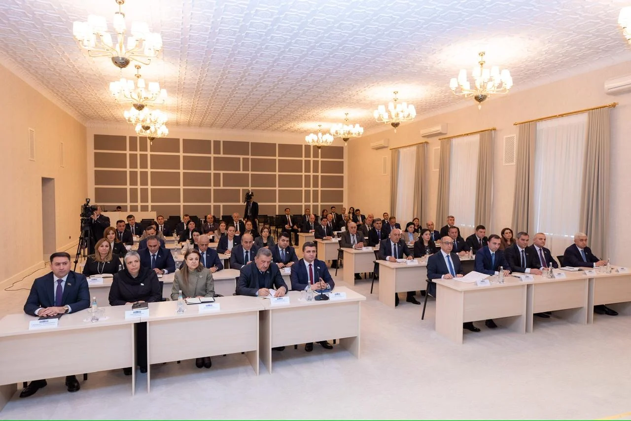 Ali Məclisin növbəti  plenar iclası keçirilib