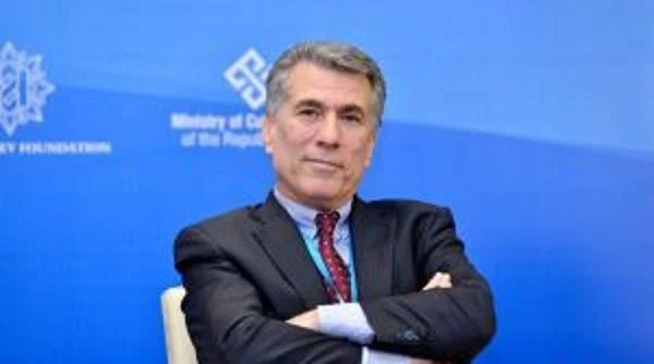 Azərbaycan qadını: milli dəyərlərin layiqli daşıyıcısı