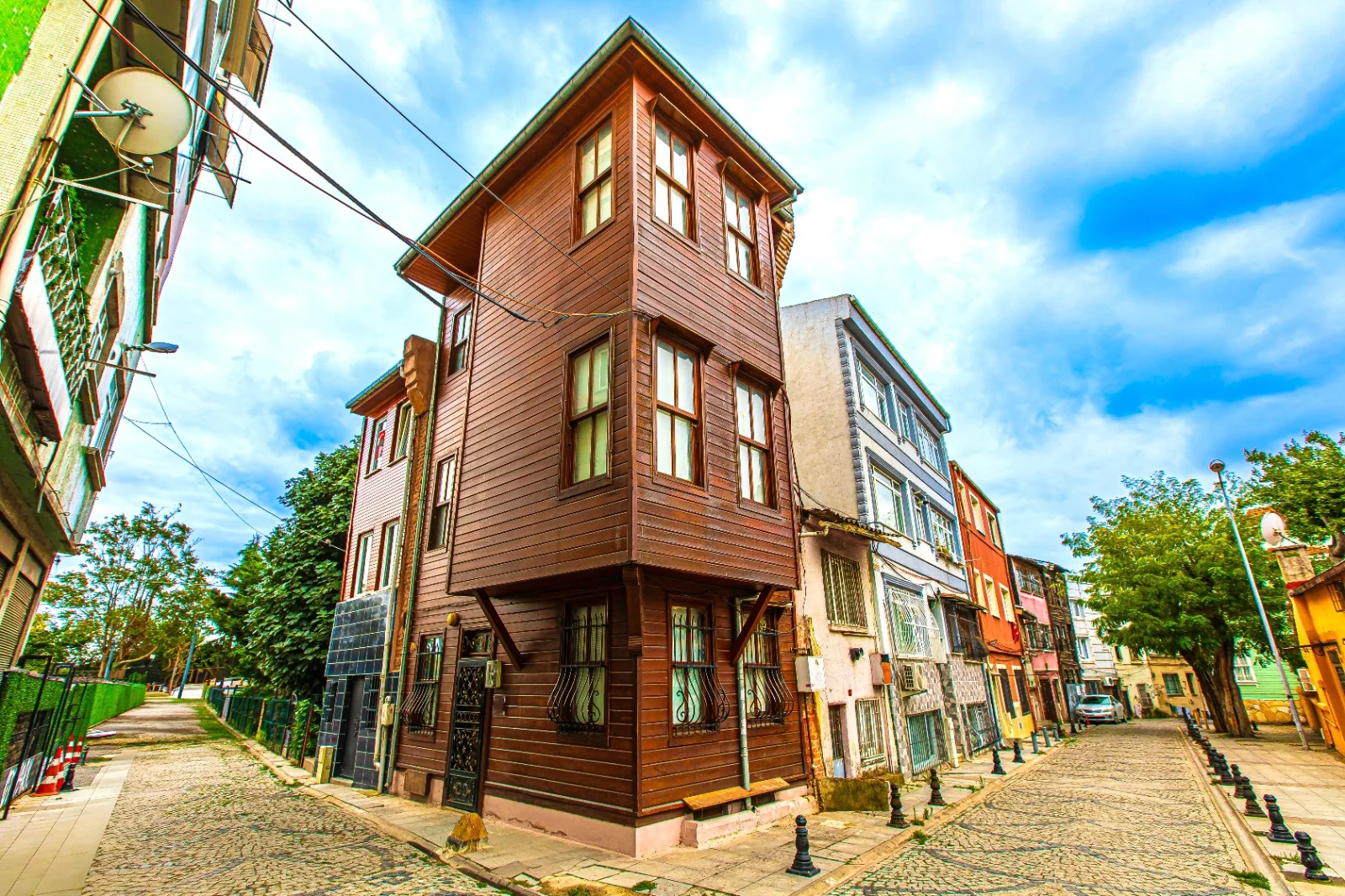 İstanbulun məşhur abidələrindən kənarda: Yedikule və Samatyanın gizli irsi