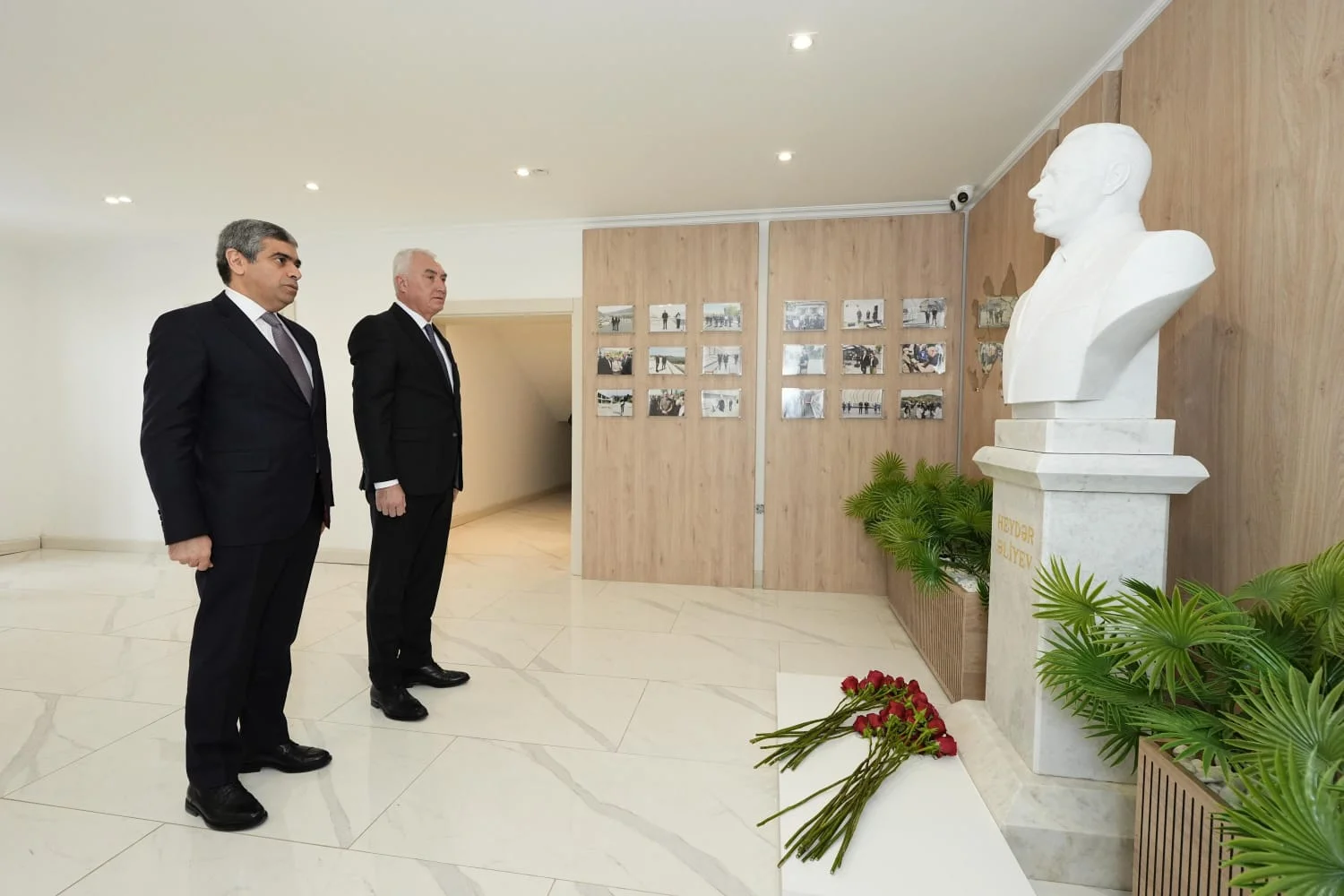 Nazir Anar Əliyev Laçında vətəndaşları qəbul edib