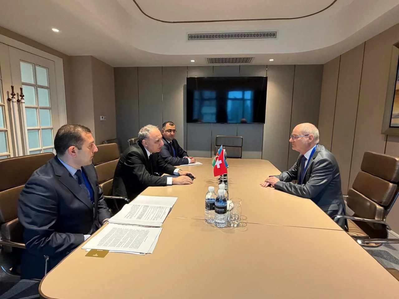 Baş prokuror Kamran Əliyev bir sıra xarici həmkarları ilə görüşlər keçirir