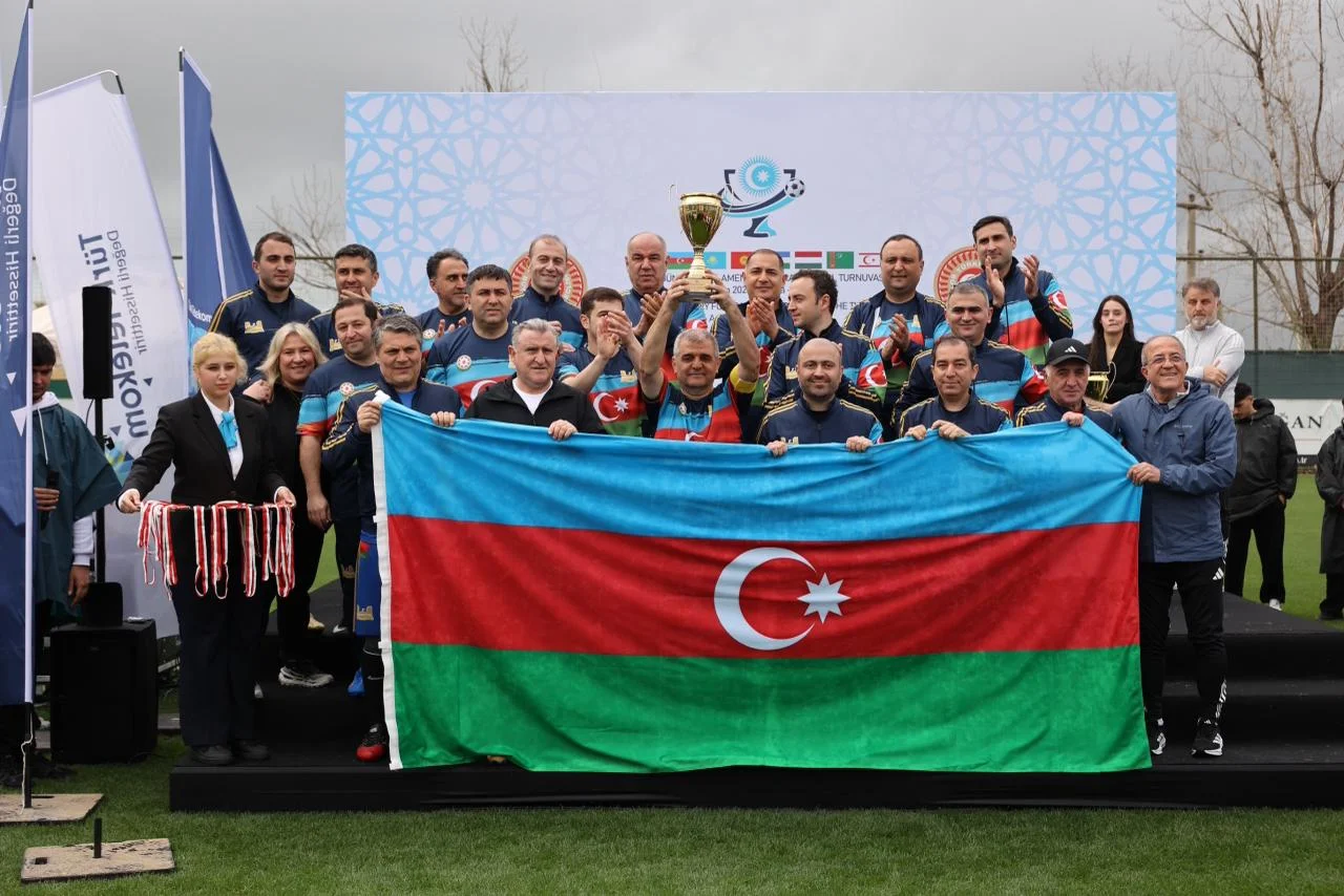 Milli Məclisin futbol komandası beynəlxalq futbol turnirində gümüş medal qazanıb