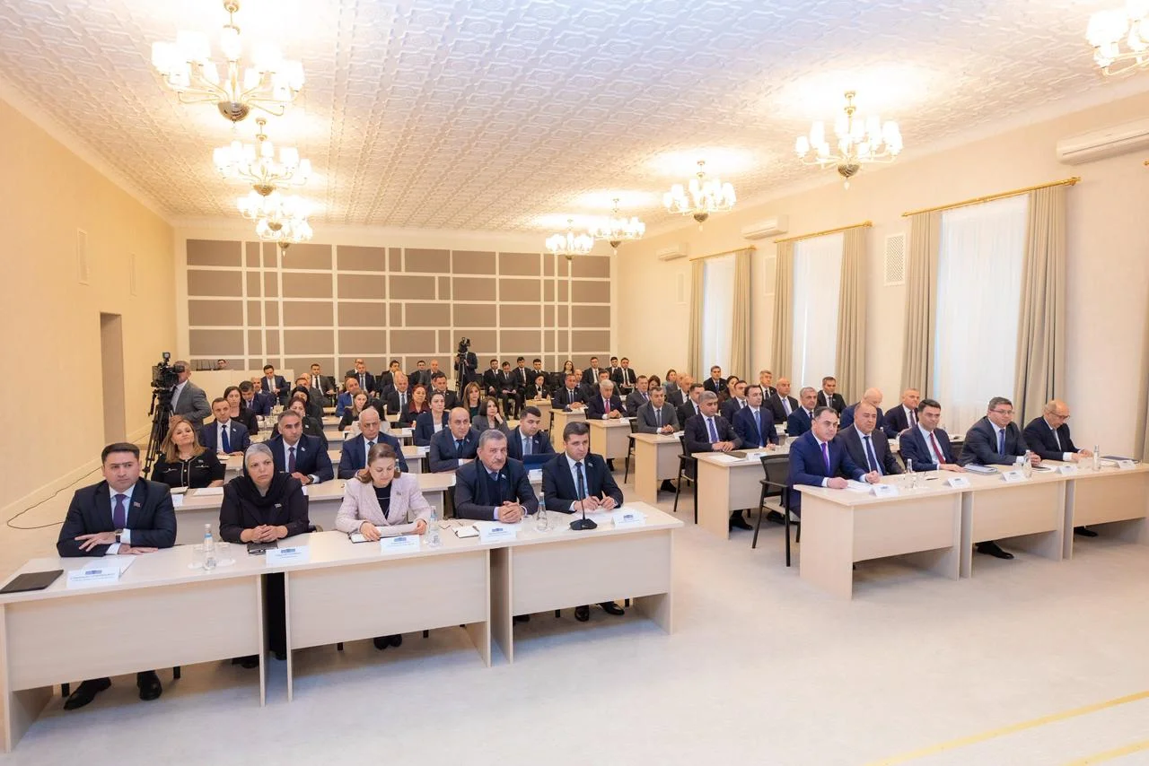 Ali Məclisin növbəti  plenar iclası keçirilib