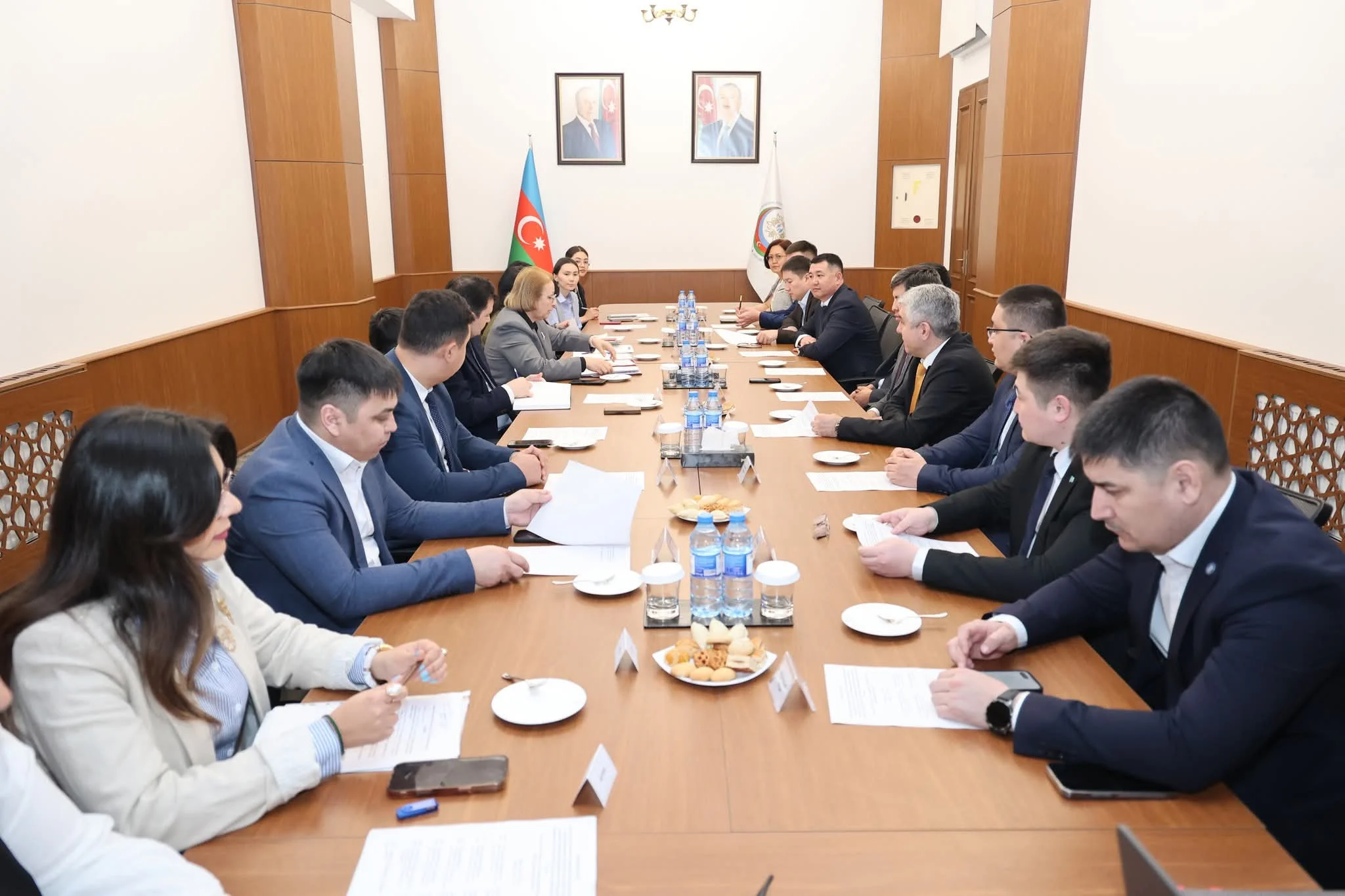 Ailə, Qadın və Uşaq Problemləri üzrə Dövlət Komitəsində Qazaxıstan nümayəndə heyəti ilə görüş keçirilib