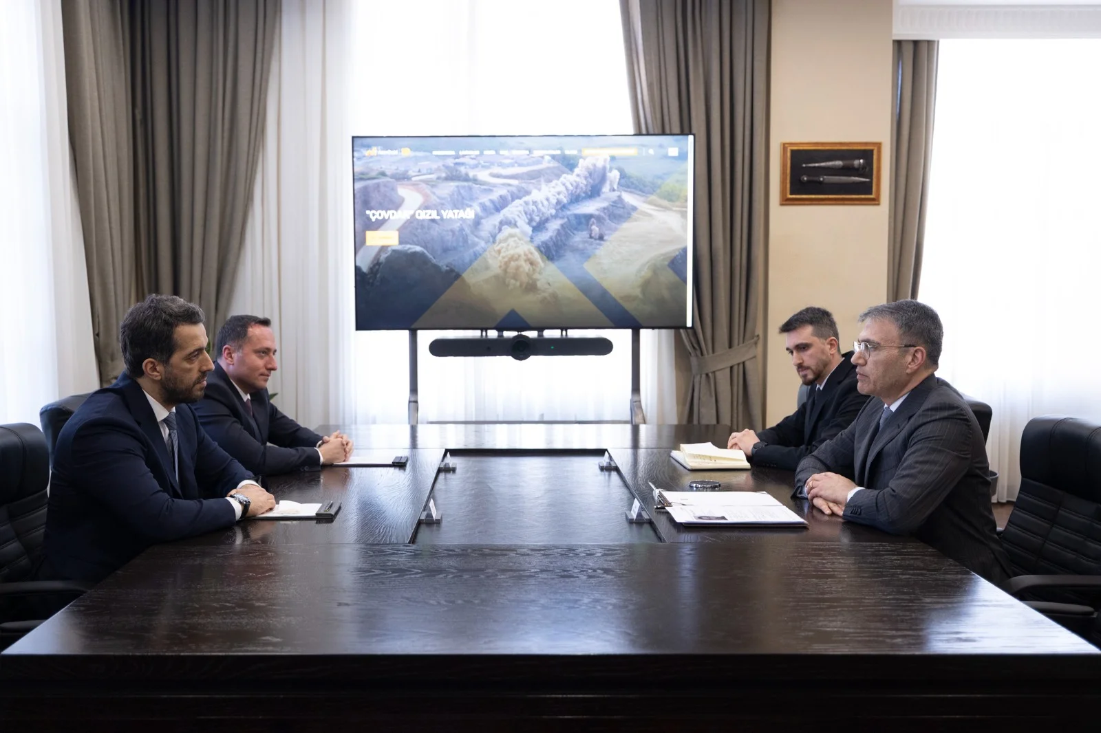 “AzerGold” QSC-nin İdarə Heyətinin sədri 5-ci “Yüksəliş” müsabiqəsinin qalibləri ilə görüşüb