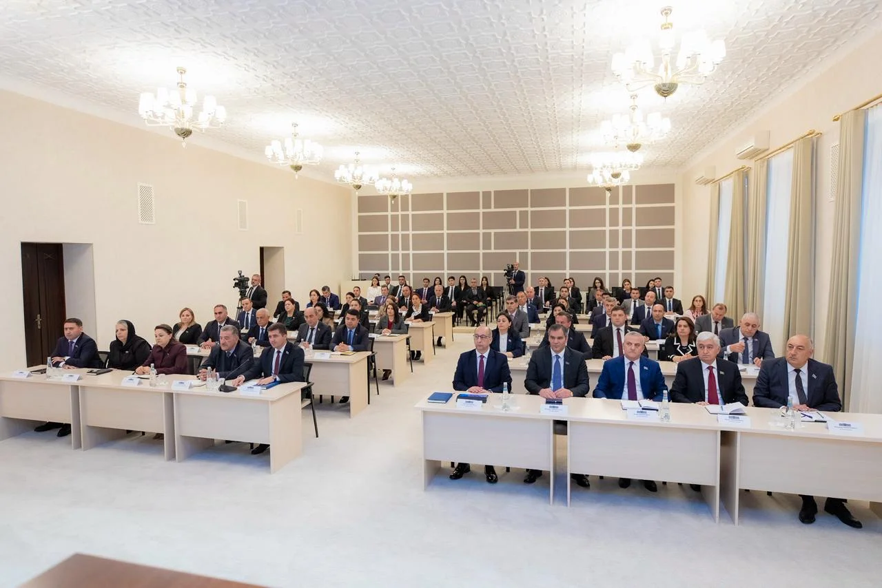 Ali Məclisin növbəti  plenar iclası keçirilib