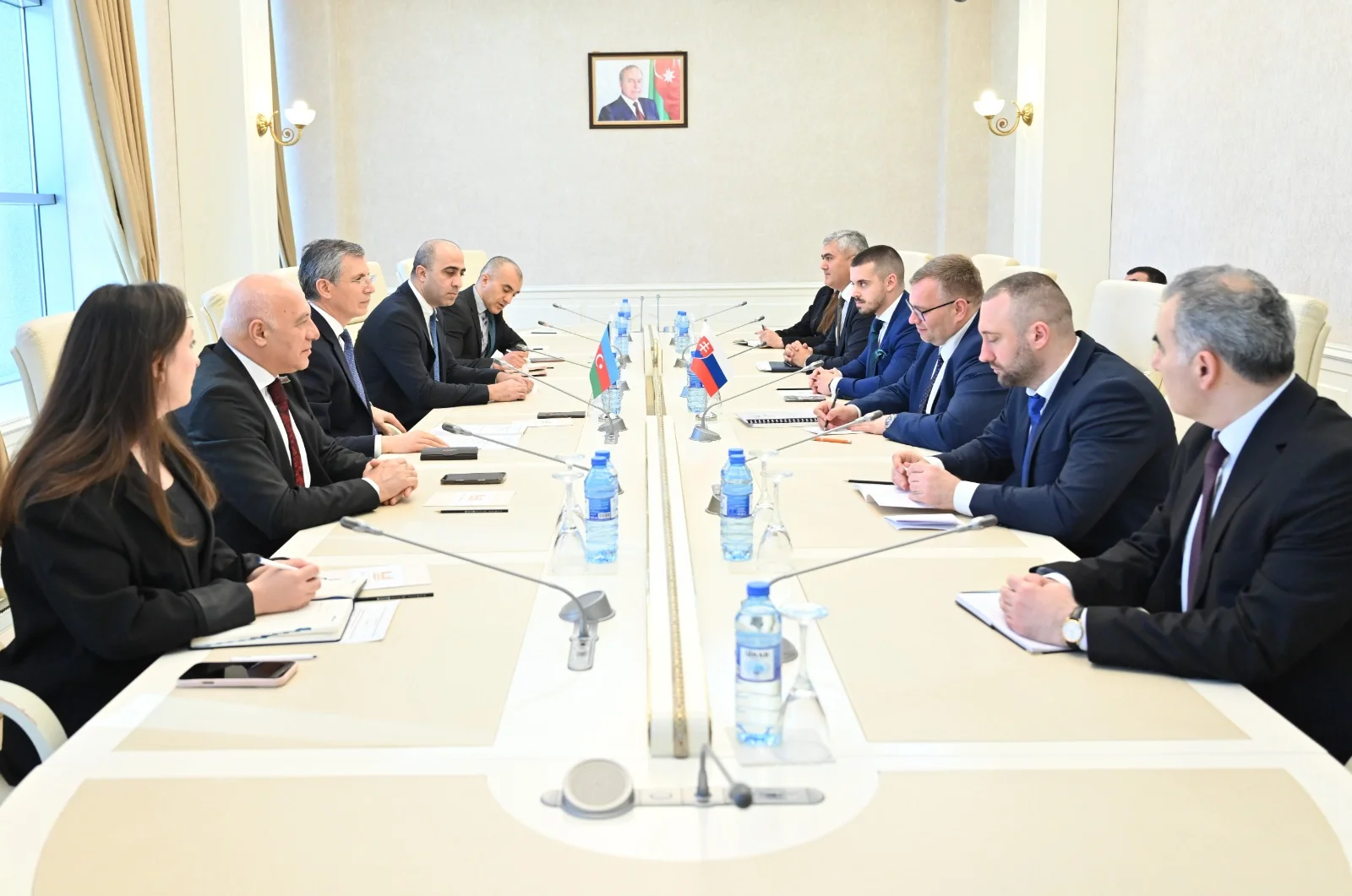 Slovakiya Ombudsmanının rəhbərlik etdiyi nümayəndə heyəti Milli Məclisdə görüş keçirib