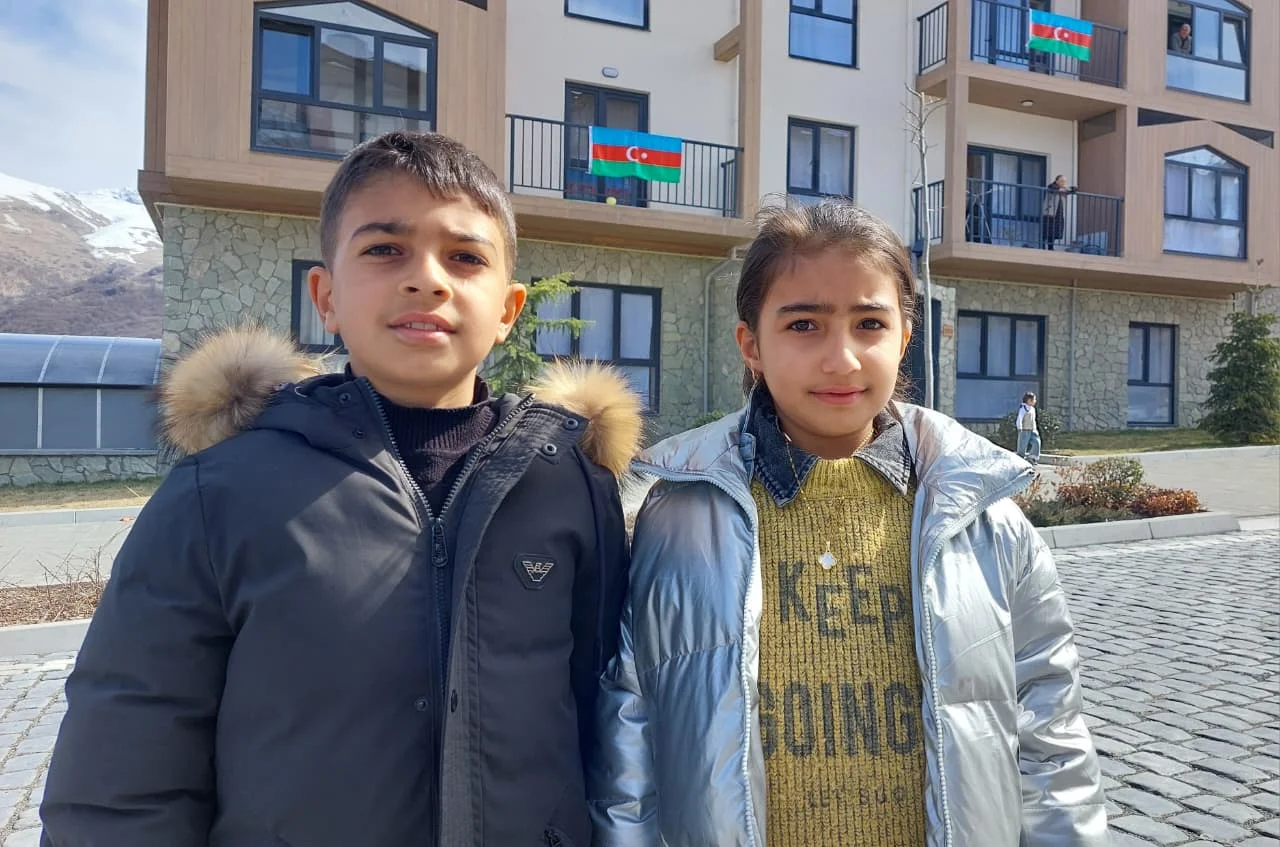 Kəlbəcər şəhərinə yola salınan köç ünvana çatıb